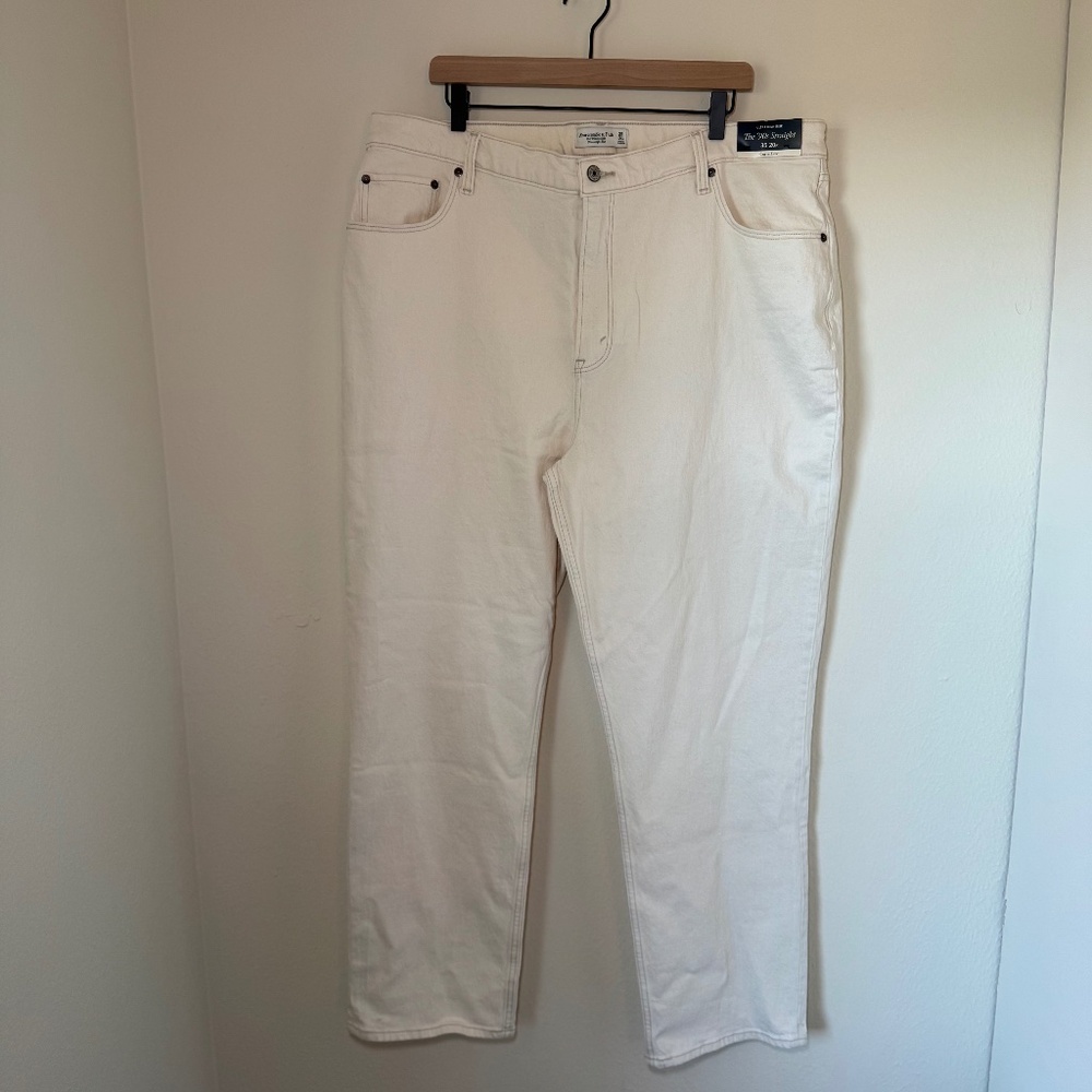 Abercrombie & Fitch Jeans Women's Size 35 Cream Ultra High Rise 90s Straight NWT